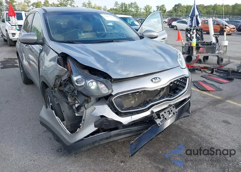 2020 Kia Sportage Lx z USA, uszkodzony, nr VIN KNDPM3AC0L7837825